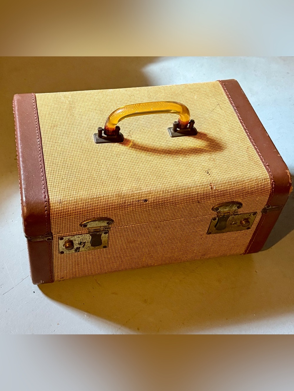 Vintage Tweed Carry Case with Amber Lucite Handle Pre Owned